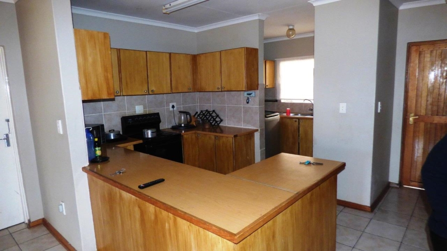 3 Bedroom Property for Sale in Pentagon Park Free State